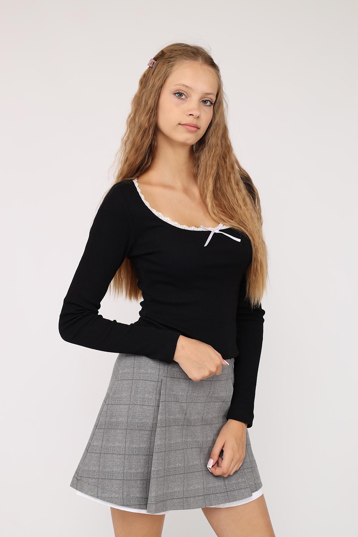 Джемпер жіночий з довгим рукавом ЦБ-00280985 р. 44 Чорний (SKT001076846) Джемпер жіночий з довгим рукавом ЦБ-00280985 р. 44 Чорний (SKT001076846)