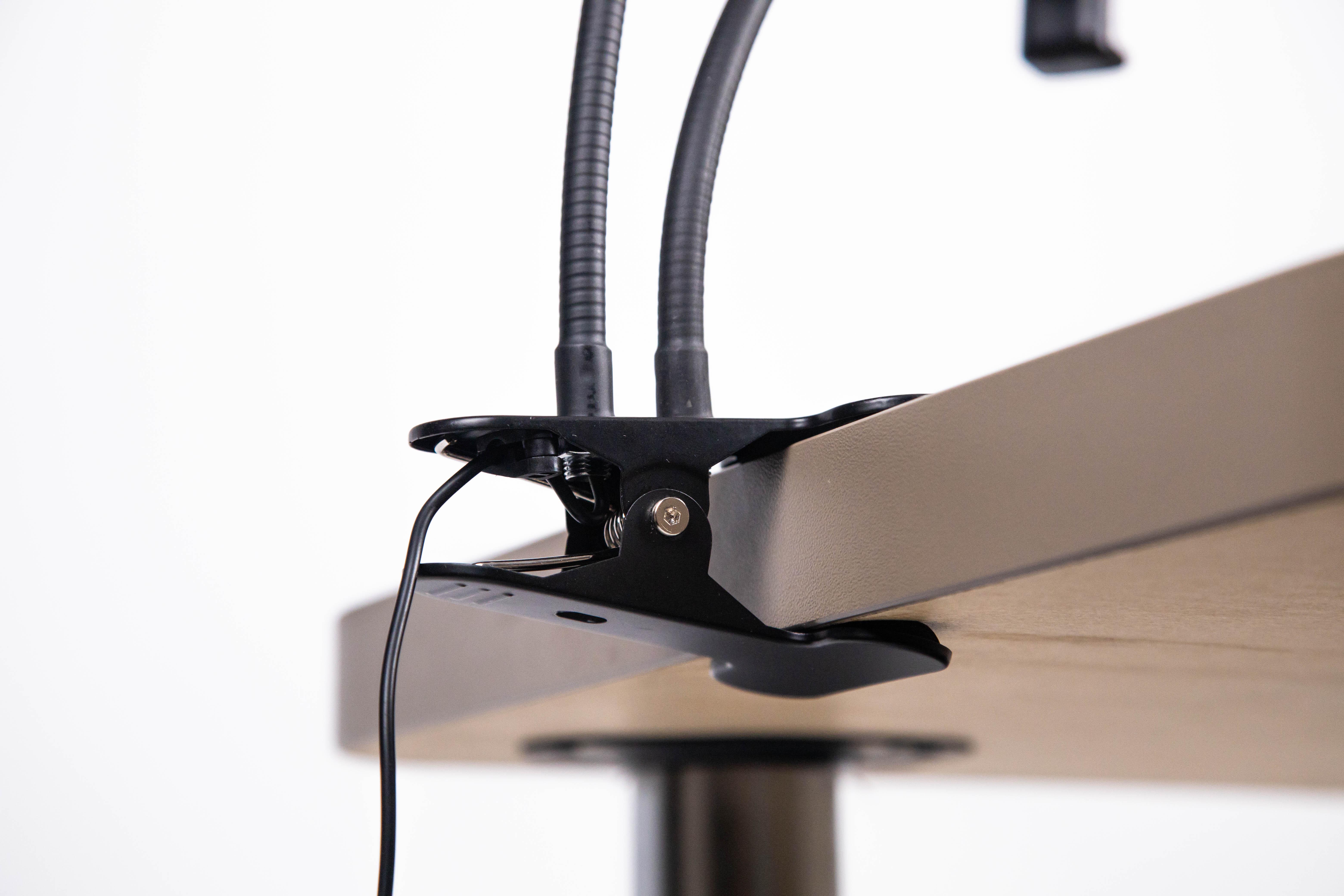 Лампа кольцевая Led Lumerty Live Stream на гибком штативе с креплением для телефона 12 W 16 см - фото 4 Лампа кольцевая Led Lumerty Live Stream на гибком штативе с креплением для телефона 12 W 16 см - фото 4