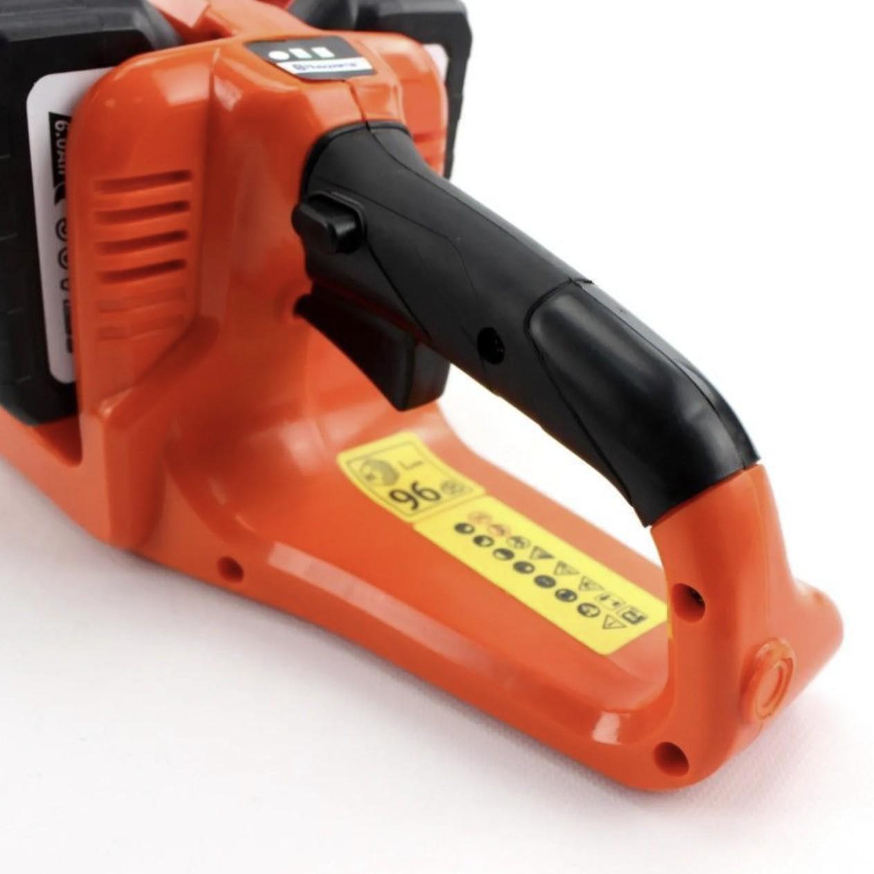 Пила ланцюгова акумуляторна Husqvarna XP Limited Edition 330i 36V 6 Ah шина 35 см Помаранчевий (30484550) - фото 5 Пила ланцюгова акумуляторна Husqvarna XP Limited Edition 330i 36V 6 Ah шина 35 см Помаранчевий (30484550) - фото 5