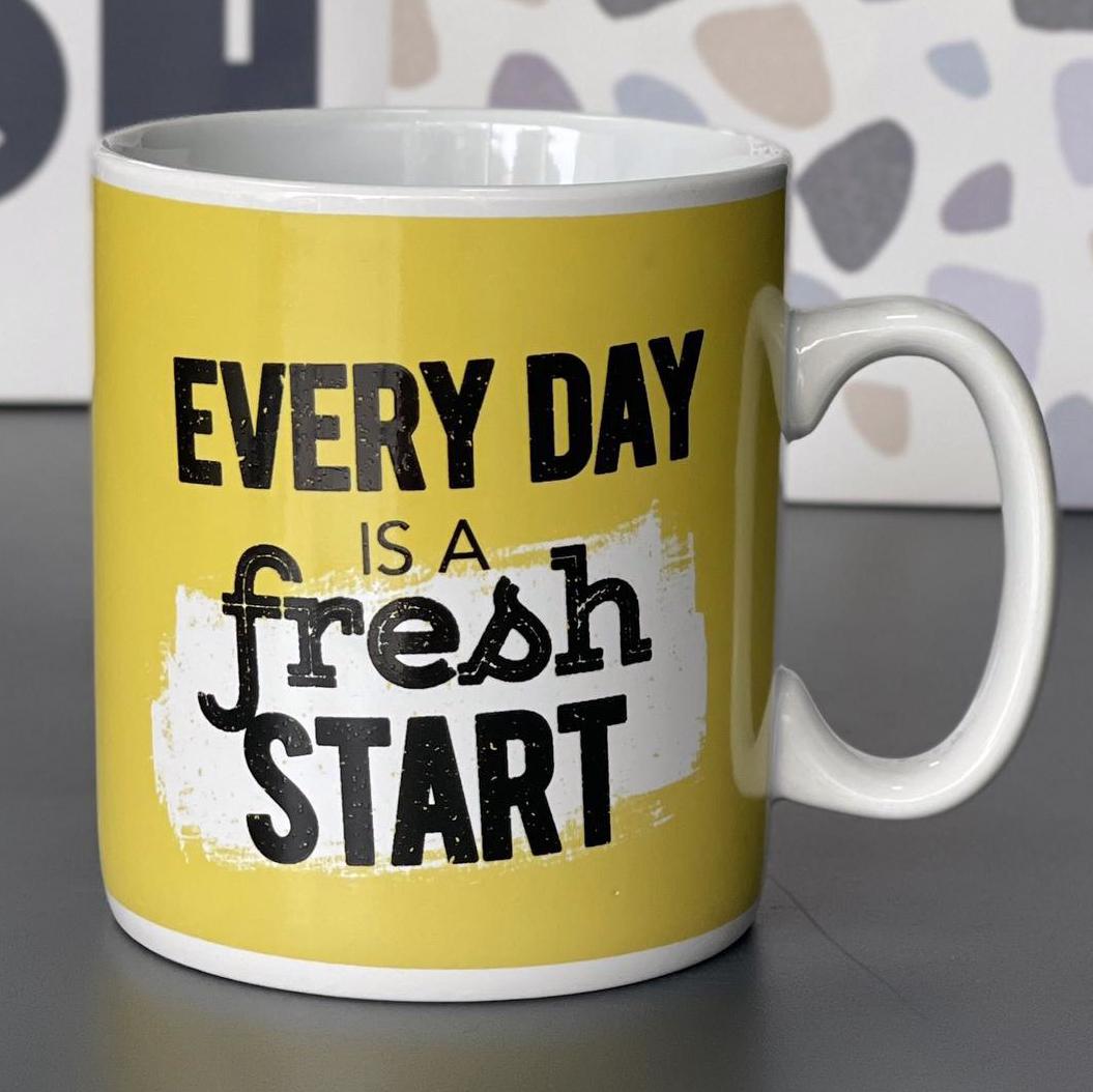 Чашка гигант керамическая "Every day is a fresh start" 1000 мл (27-PC1-2709) - фото 7 Чашка гигант керамическая "Every day is a fresh start" 1000 мл (27-PC1-2709) - фото 7