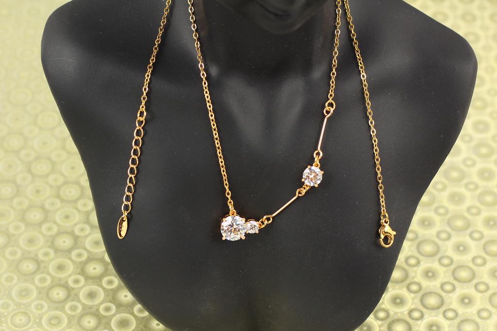 Цепь Xuping Jewelry с тремя камнями 46 см Золотистый (29694611)