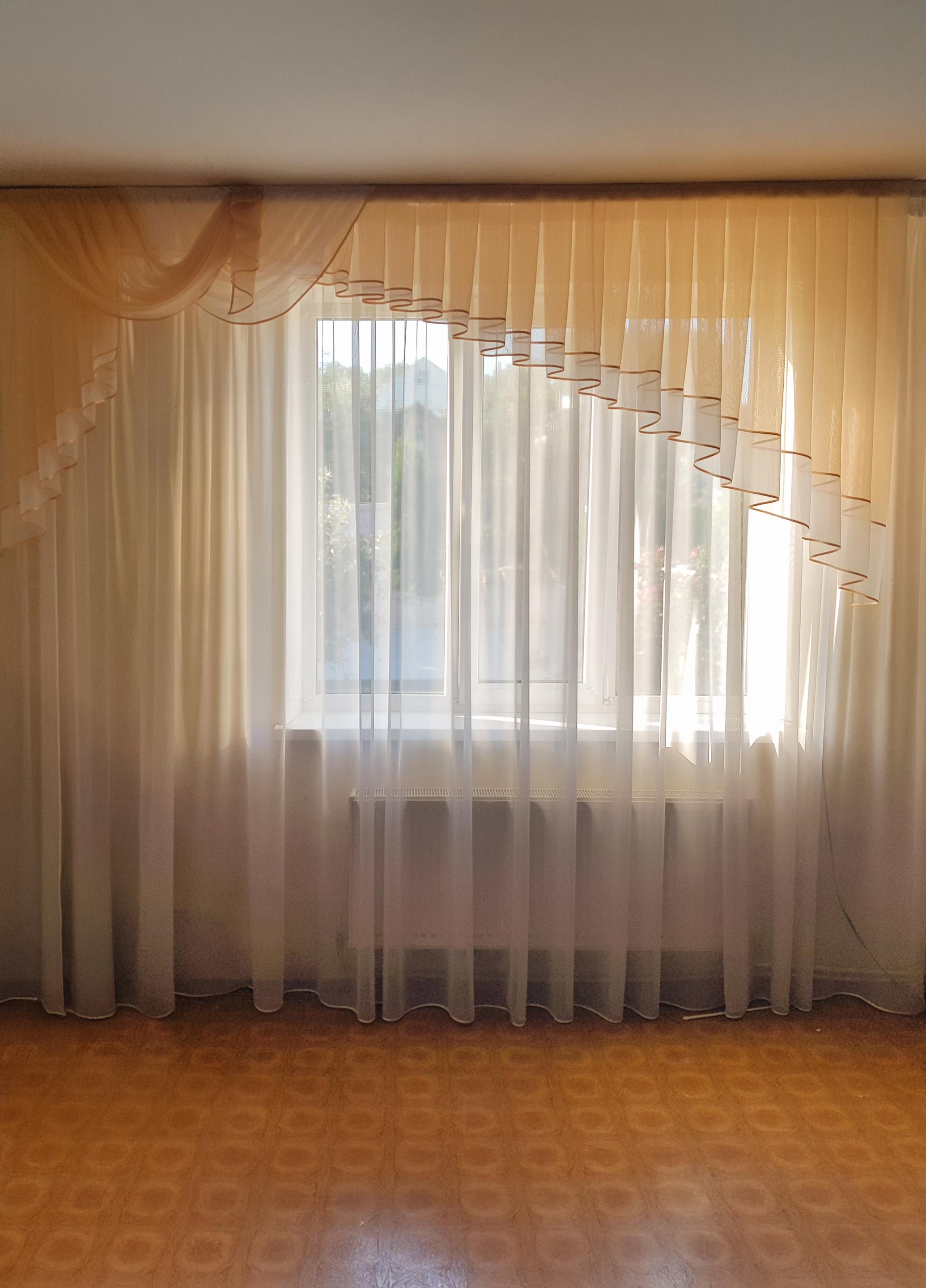 Ламбрекен Firanka Ассиметрия карниз 300 см Песочный с молочным (60_2_3м) - фото 1 Ламбрекен Firanka Ассиметрия карниз 300 см Песочный с молочным (60_2_3м) - фото 1