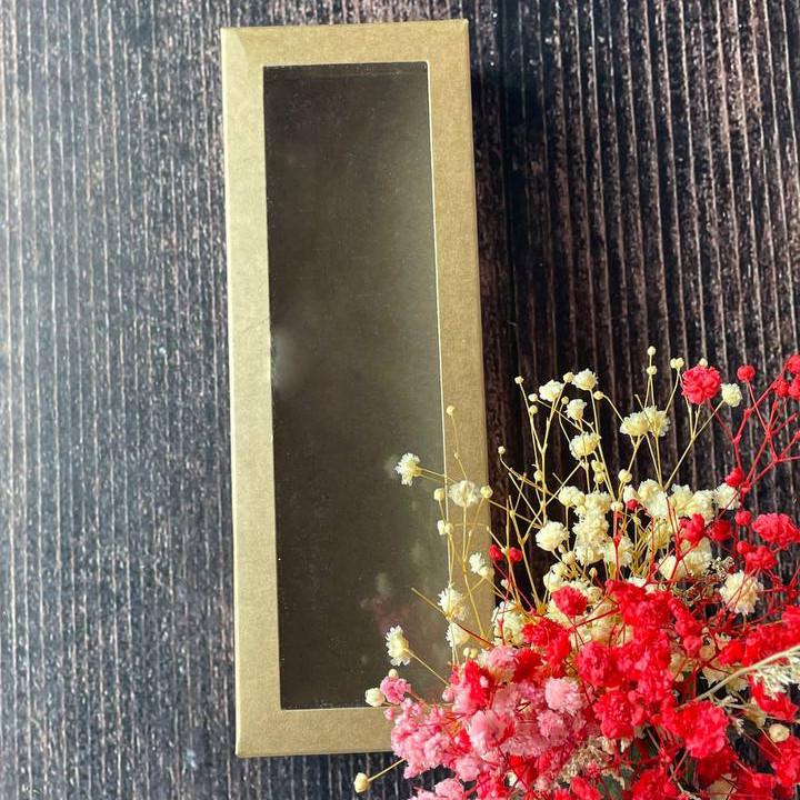 Коробка самосборная с окошком 155х72х72 мм (1350)