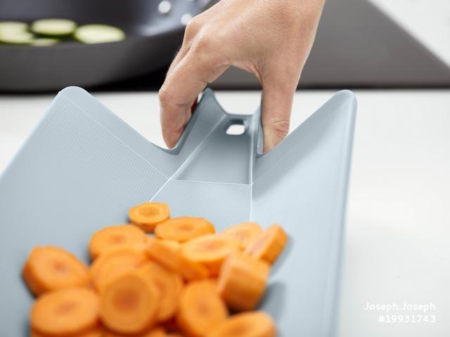 Набор досок Joseph Joseph Chop2Pot (981003) - фото 6