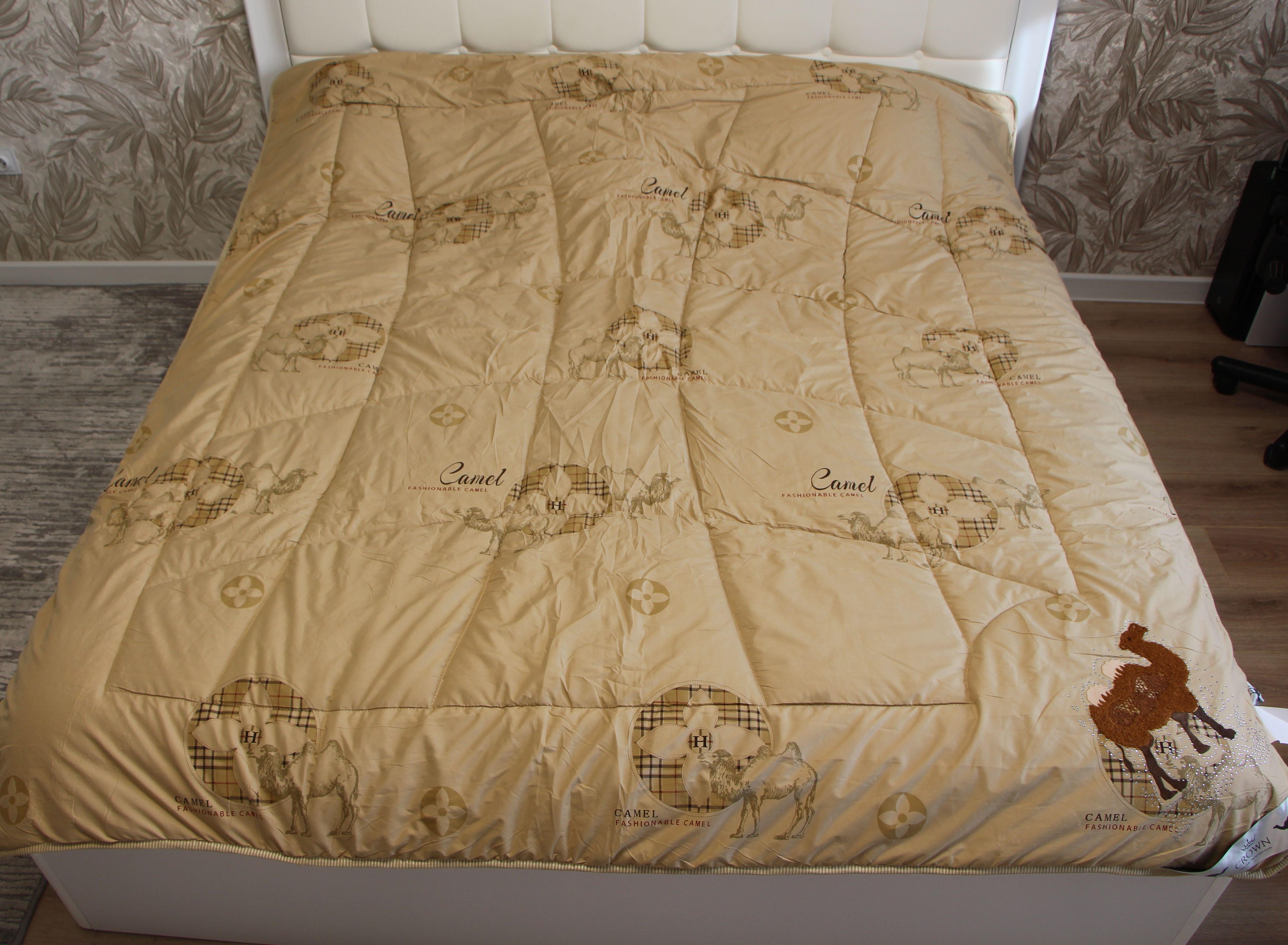 Одеяло зимнее евро из верблюжьей шерсти (121)