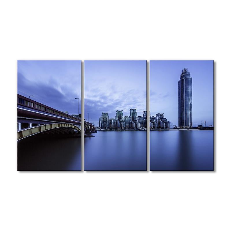 Картина модульная Вечерний мост на горизонте города 3 модуля 50x75 см