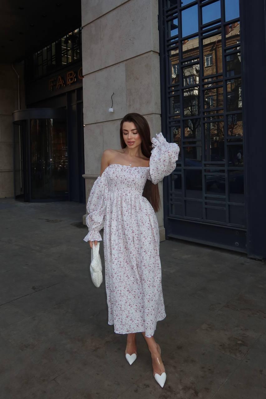 Платье женское муслиновое с объемными рукавами и цветочным принтом р. 42-48 Белый (33705112)