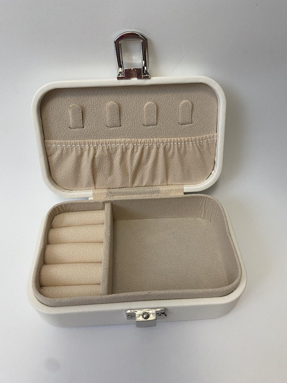 Шкатулка для украшений 12х8х4 см (11205) - фото 2