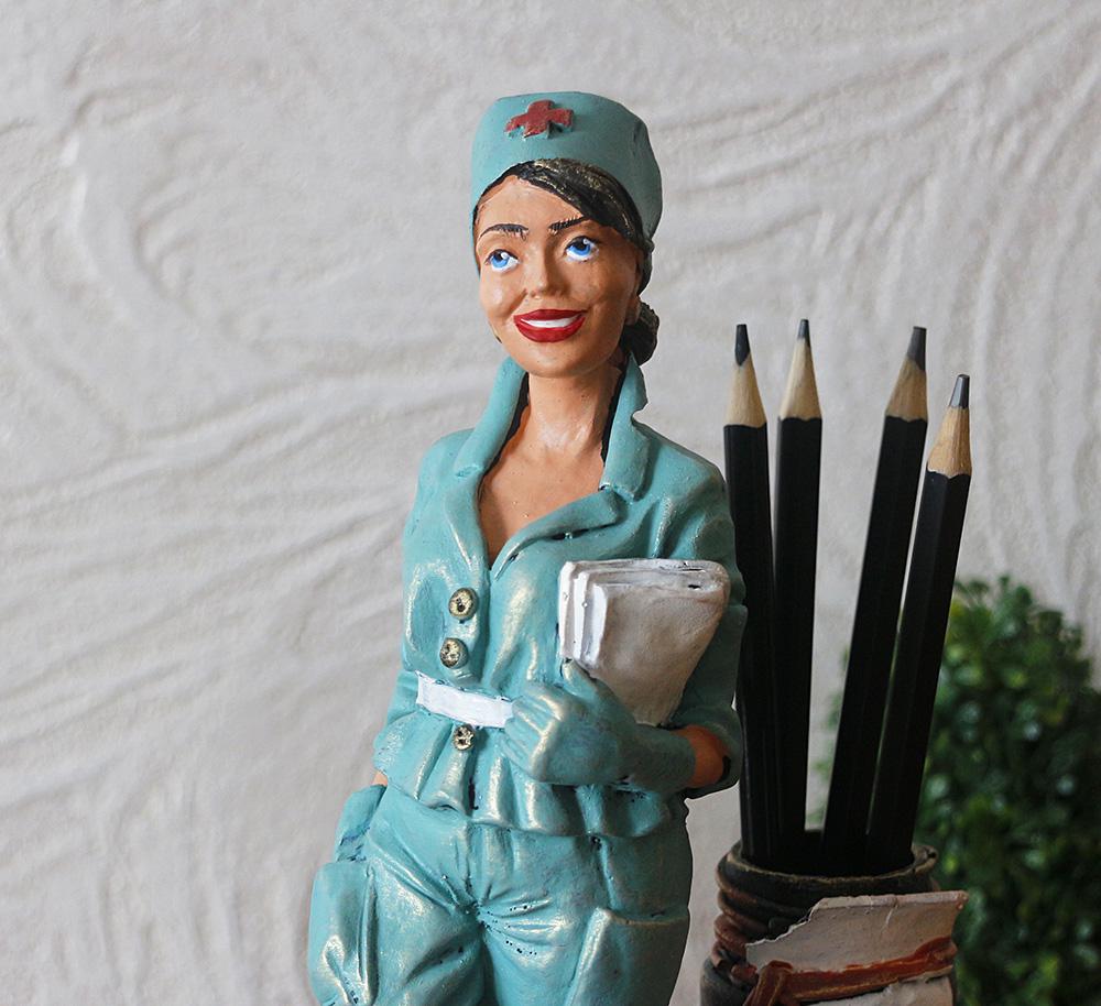 Статуетка Леді Лікар - візитниця 22 см Гранд Презент ВП809 - фото 5 Статуетка Леді Лікар - візитниця 22 см Гранд Презент ВП809 - фото 5