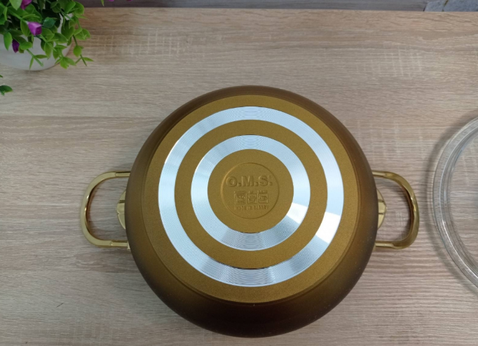 Каструля з кришкою OMS з антипригарним покриттям для газу/без індукціі 2 л Золотий (30654572) - фото 5