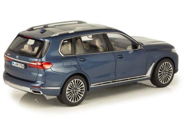 ᐉ Модель автомобиля 1:18 BMW X7 G07 Arctic Blue (80435A51987