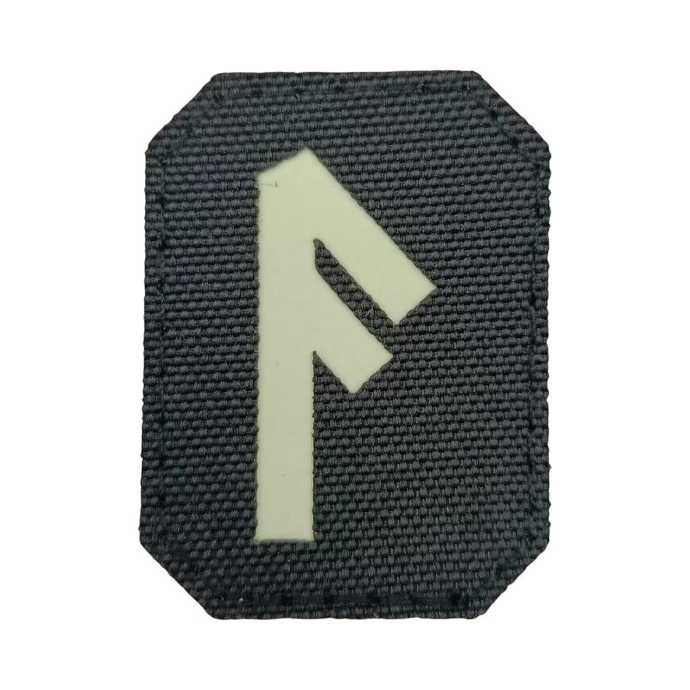 Патч-шеврон Скандинавские руны Ансуз (31757698) Патч-шеврон Скандинавские руны Ансуз (31757698)