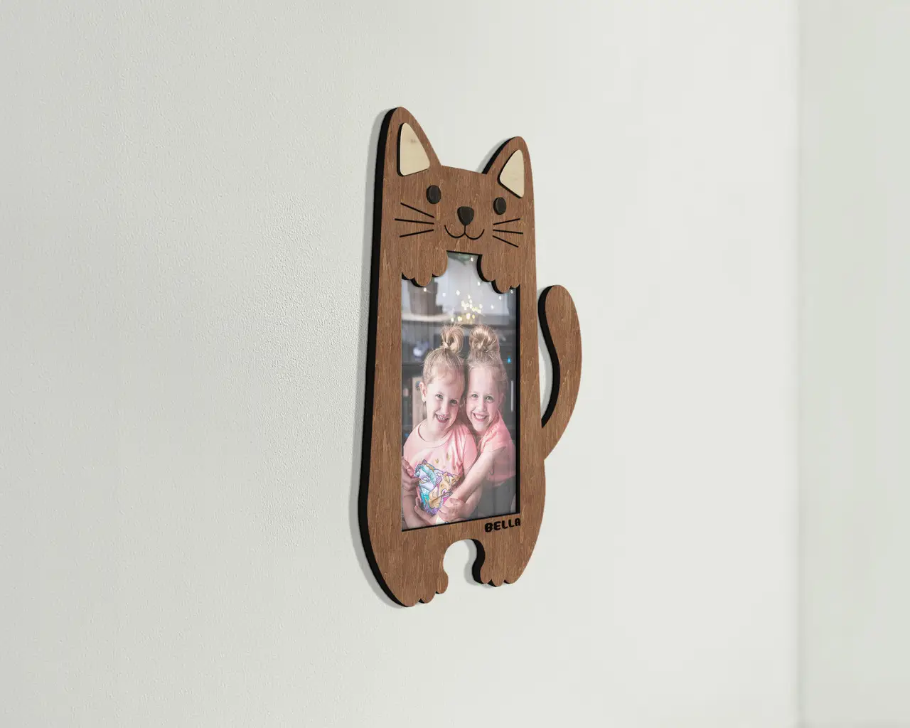 Фоторамка персоналізована у формі кішки на 1 фото Коричневий (cat_4x6_vertical) - фото 2 Фоторамка персоналізована у формі кішки на 1 фото Коричневий (cat_4x6_vertical) - фото 2