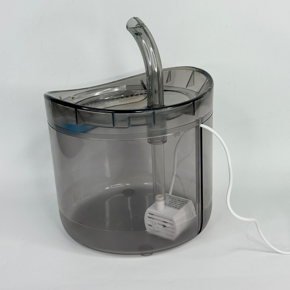 Фонтан-поилка NPET РР-150 с циркуляцией и очисткой воды для домашних животных 2 л - фото 10