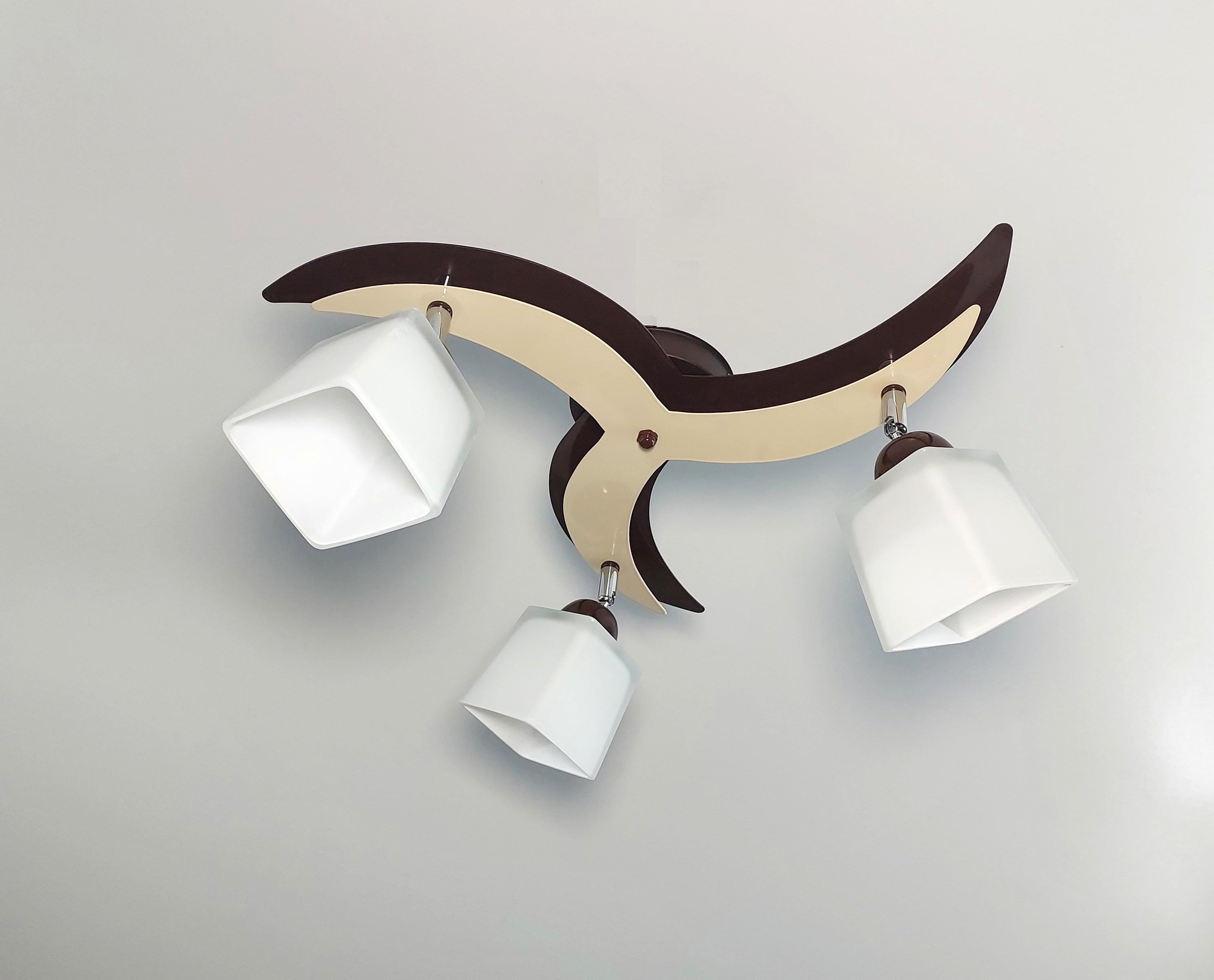 Люстра потолочная Бриз 3А на три поворотных плафона Коричневый/Бежевый