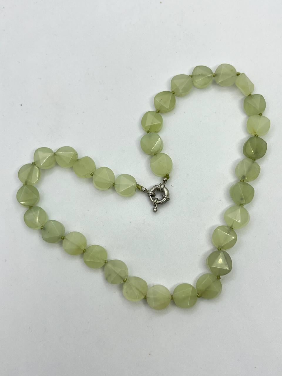 Бусы нефрит 40 см Салатовый (10331)