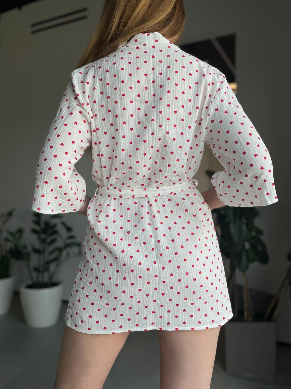 Халат женский Сердца короткий муслиновый M Красный (2646948074) - фото 7 Халат женский Сердца короткий муслиновый M Красный (2646948074) - фото 7