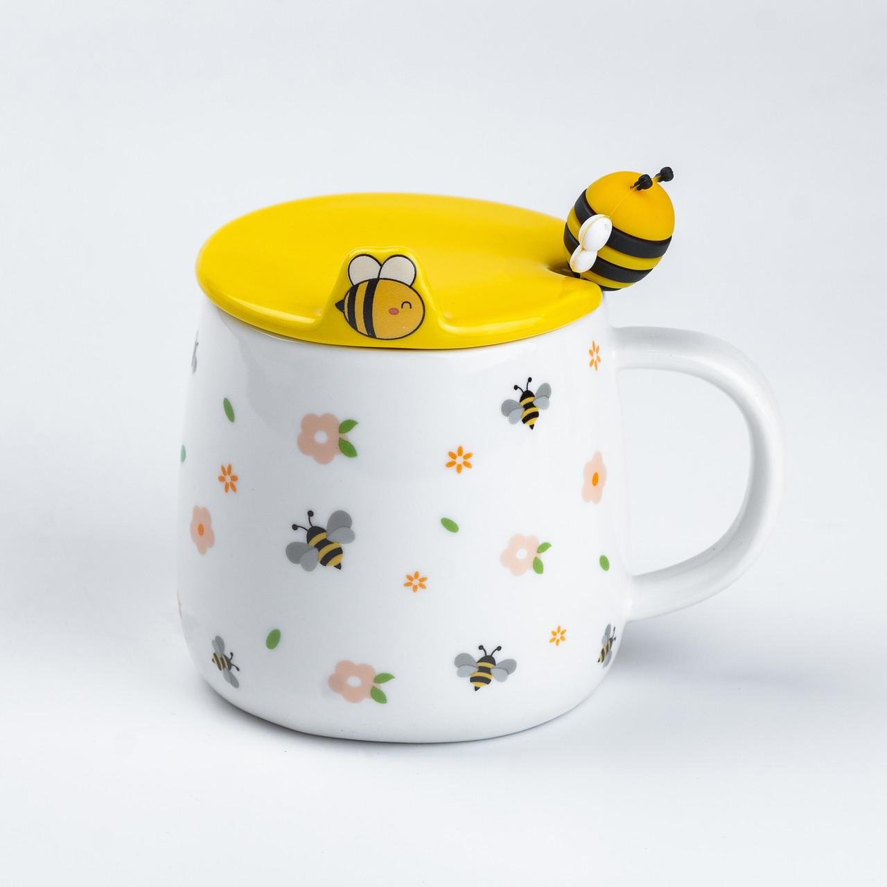 Чашка керамическая Bee flowers с крышкой и ложкой 450 мл (HP7199GR) - фото 1