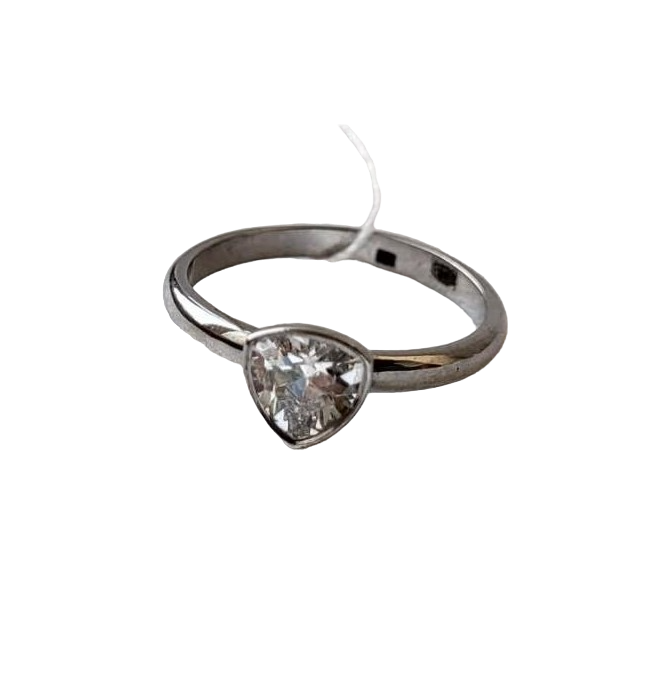Кольцо с Одним Камнем из серебра р. 17,5