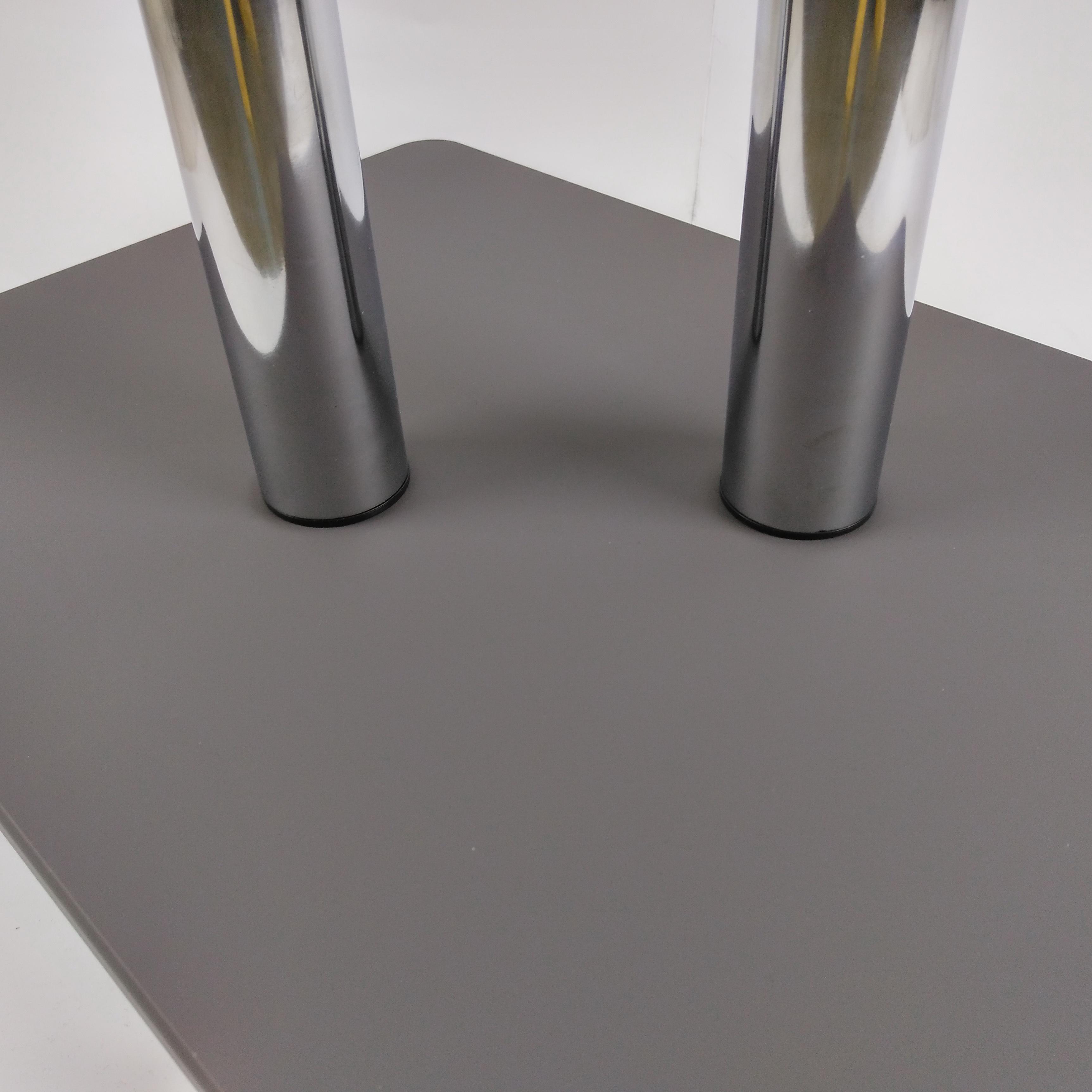 Стол журнальный стеклянный Commus Bravo Light P6 clear-gray-2chr50 Серый (433810145) - фото 6 Стол журнальный стеклянный Commus Bravo Light P6 clear-gray-2chr50 Серый (433810145) - фото 6