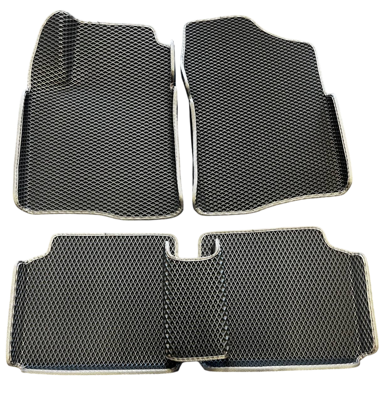 Коврики с бортиками EVA в салон с 3Д лапой для Toyota Avensis 2003-2009 гг. (2739825079)