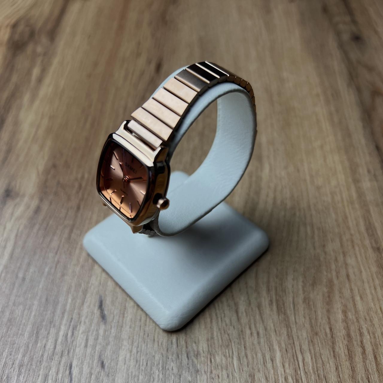 Годинник жіночий металевий Skmei Рожеве золото (z072-2) - фото 3 Годинник жіночий металевий Skmei Рожеве золото (z072-2) - фото 3