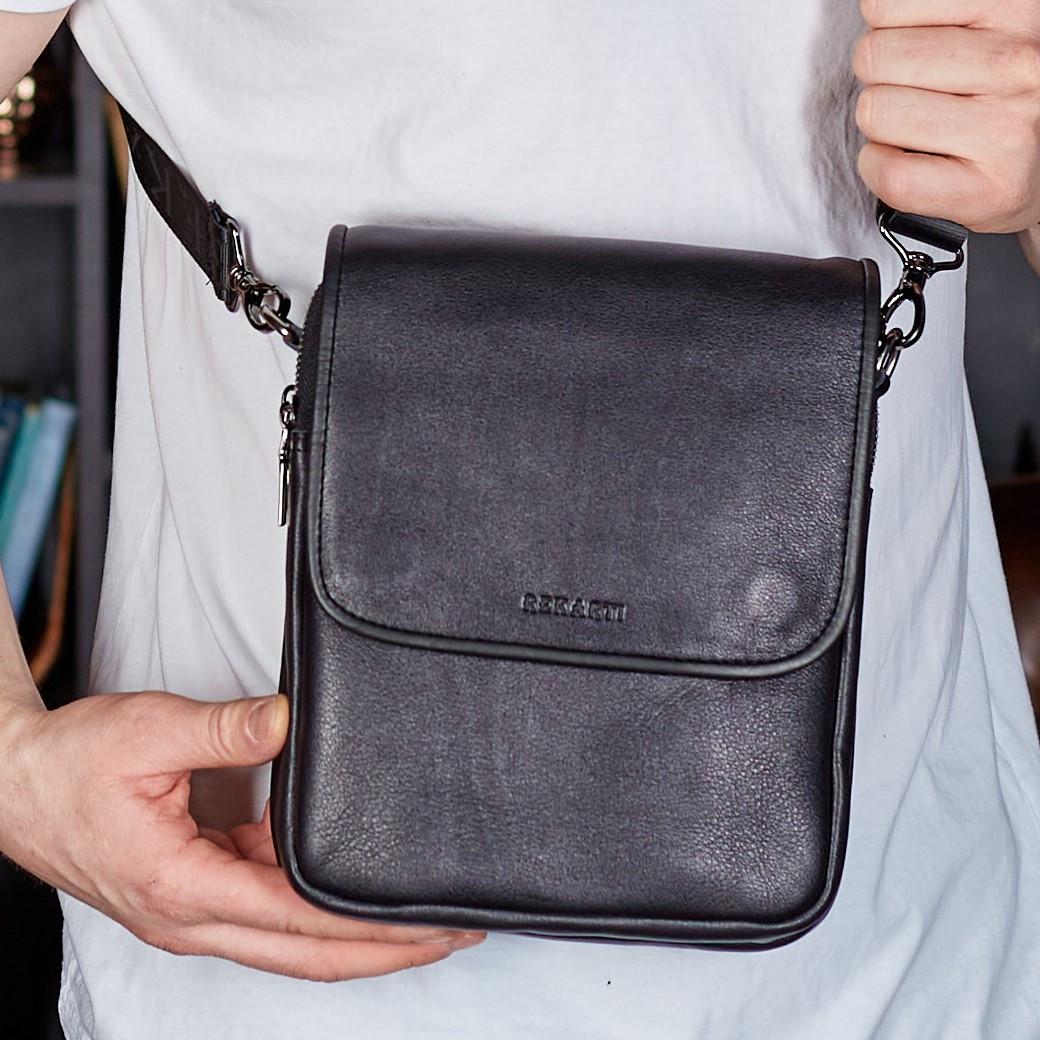 Сумка мужская кожаная через плечо Tiding Bag с клапаном Черный (GLD-2070)