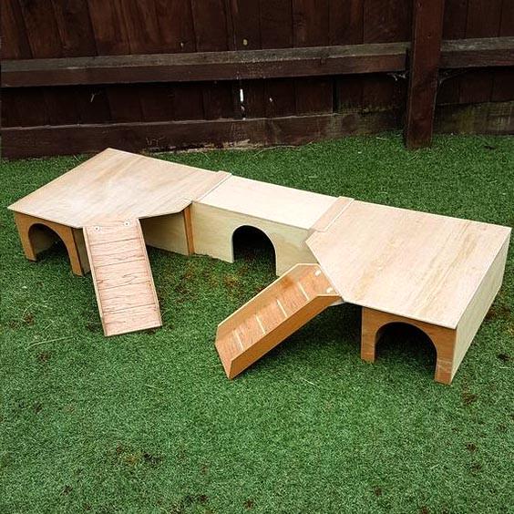 Будиночок для кроликів з дерева Товадал Бланже (ДКР-002401) Будиночок для кроликів з дерева Товадал Бланже (ДКР-002401)