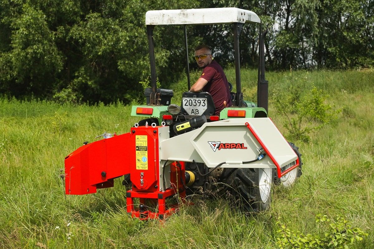 Подрібнювач гілок Arpal на шматки дров до трактора (АМ-120ТР) - фото 20 Подрібнювач гілок Arpal на шматки дров до трактора (АМ-120ТР) - фото 20