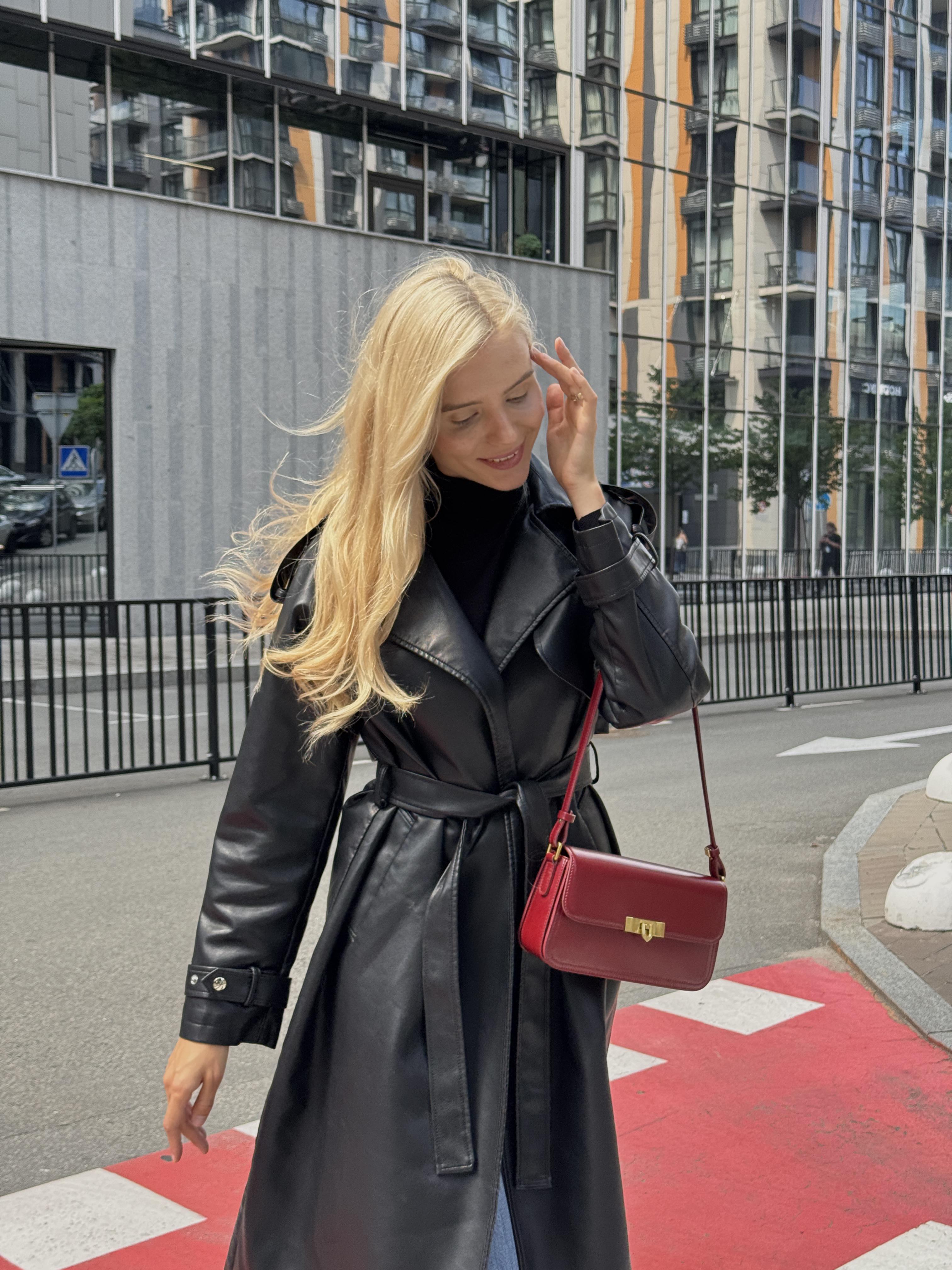 Плащ жіночий ЦБ-00277871 р. 48 Чорний (28425570) - фото 4 Плащ жіночий ЦБ-00277871 р. 48 Чорний (28425570) - фото 4