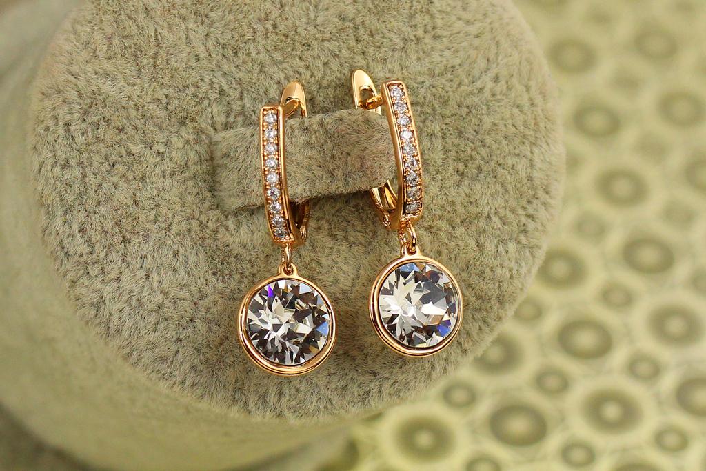 Серьги подвески Xuping Jewelry Сваровски кружочки 2,8 см Белый хамелеон/Золотистый (33502912)