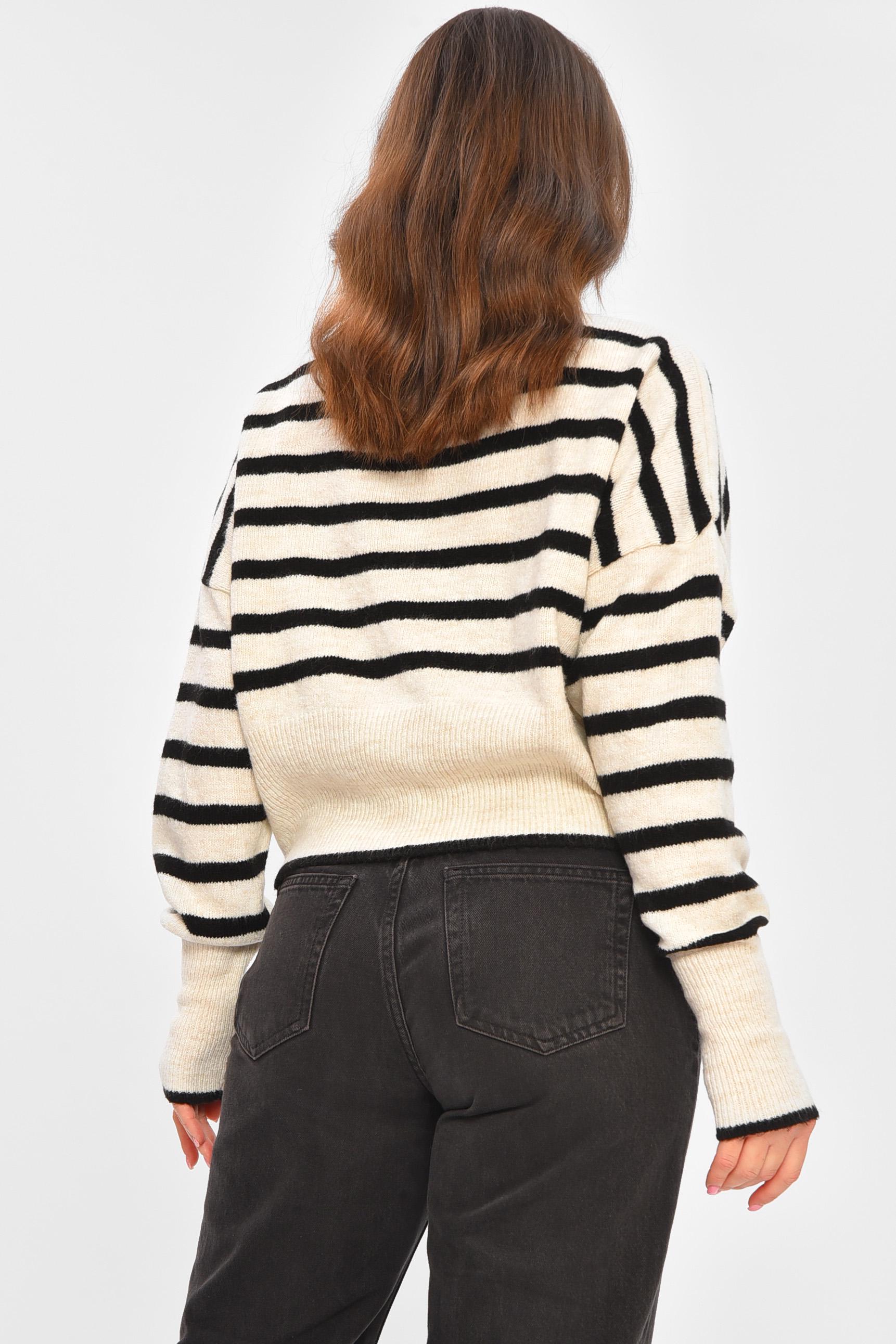 Светр жіночий 207292 однотонний з принтом S-M Молочний (207292_!338854_42-44) - фото 3 Светр жіночий 207292 однотонний з принтом S-M Молочний (207292_!338854_42-44) - фото 3