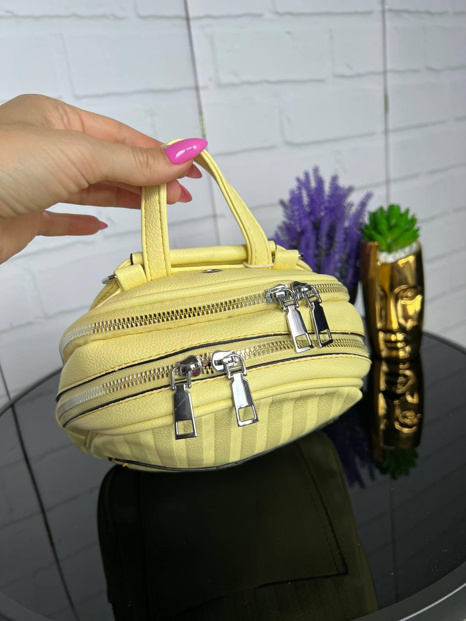 Сумка-рюкзак из экокожи женский трансформер Желтый - фото 4 Сумка-рюкзак из экокожи женский трансформер Желтый - фото 4