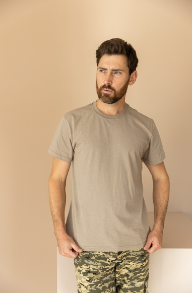 Футболка мужская GBI Стандарт хлопковая M Бежевый (12549-м)