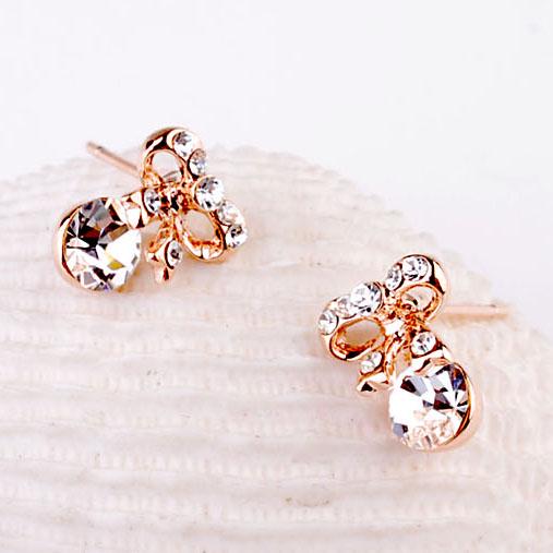 Серьги с кристаллами Сваровски Italina 5847764y Белый