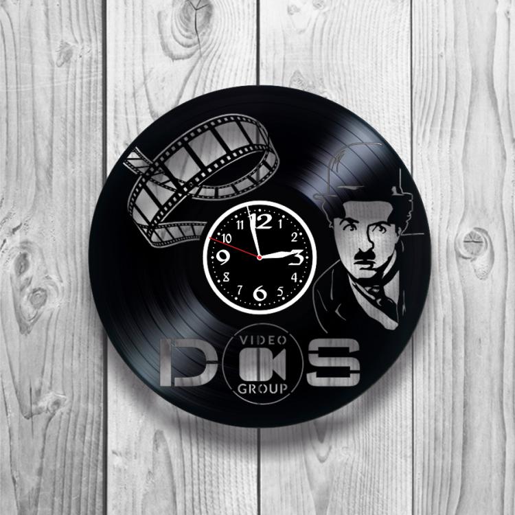 Часы настенные Чарли Чаплин 0448 из виниловой пластинки Часы настенные Чарли Чаплин 0448 из виниловой пластинки