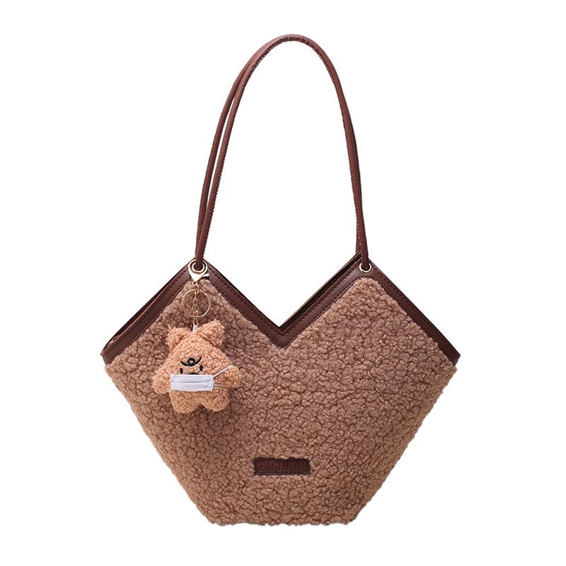 Сумка жіноча Choco плюшева з брелоком Beige (id_1253)