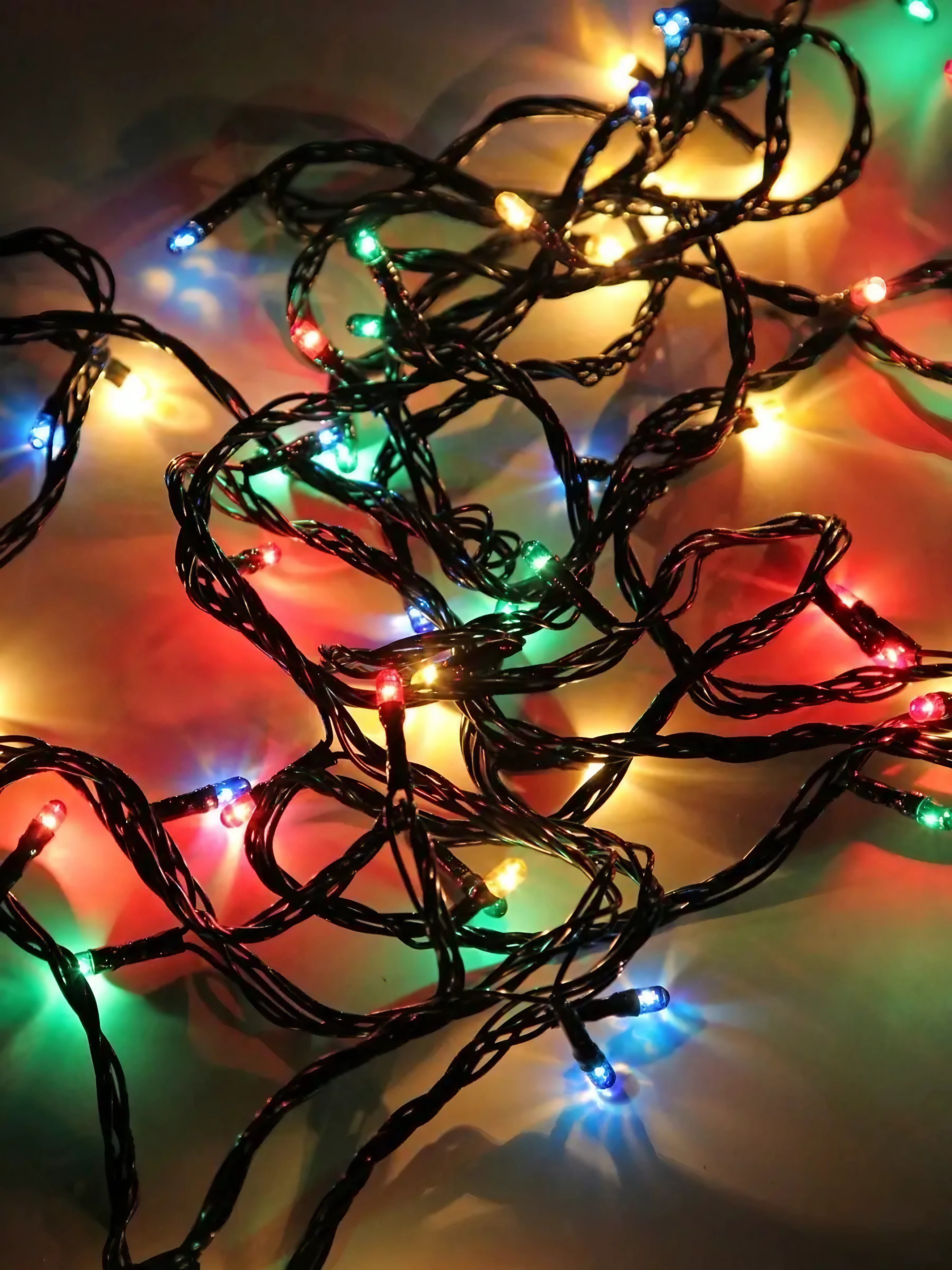 Гирлянда Рубинка 400 LED с черной проволокой 18 м. Разноцветный (and 4463)