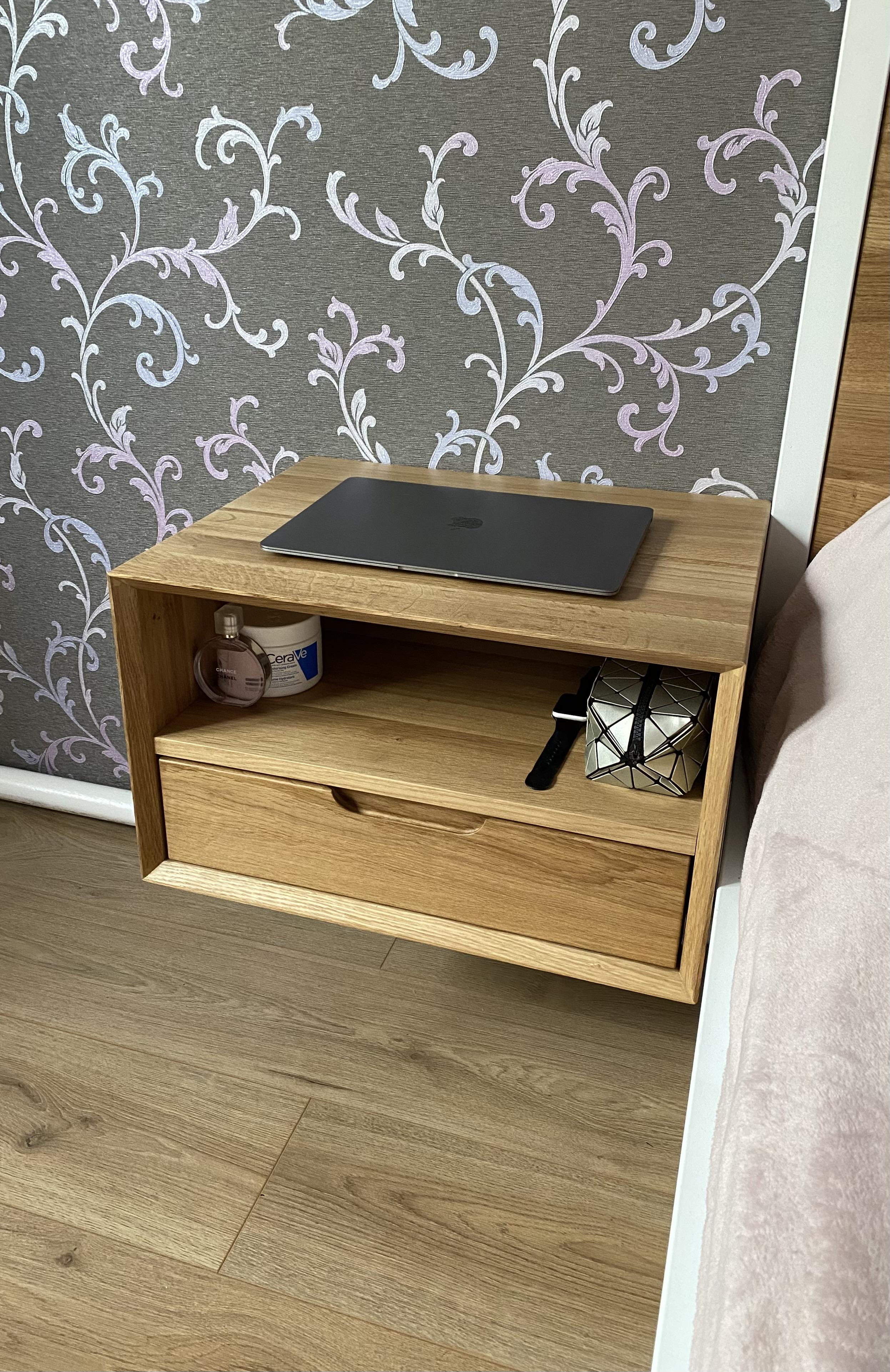 Тумба прикроватная подвесная из массива ясеня PT9.1-Y 300х500х400 мм Тумба прикроватная подвесная из массива ясеня PT9.1-Y 300х500х400 мм