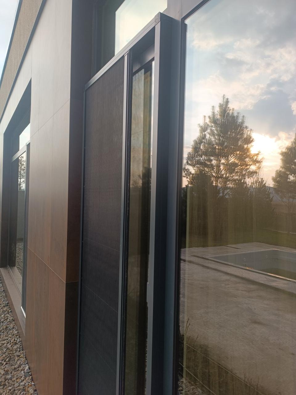 Москітна сітка пліссе з внутрішнім кріпленням для вікон/дверей на балкон/лоджію Коричневий (2712378581) - фото 2 Москітна сітка пліссе з внутрішнім кріпленням для вікон/дверей на балкон/лоджію Коричневий (2712378581) - фото 2