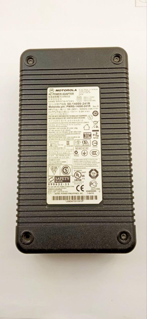 Блок питания импульсный MOTOROLA 50-1400-241R 12V 9,0A (18416)