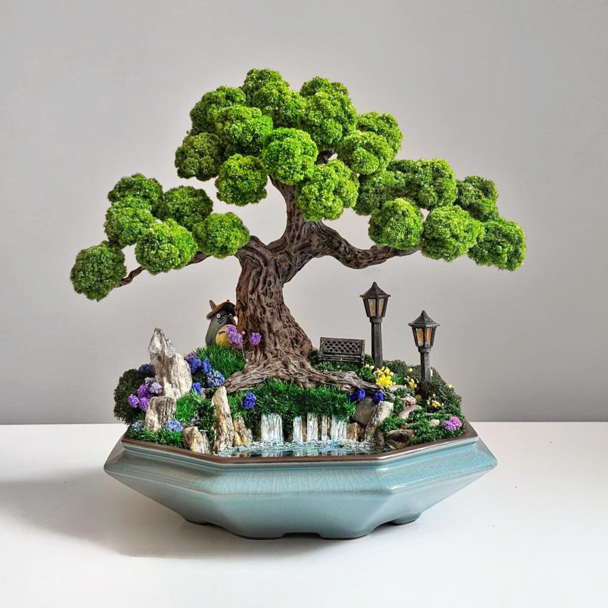 Бонсай зі стабілізованих рослин з лавкою та ліхтариками 26х25 см