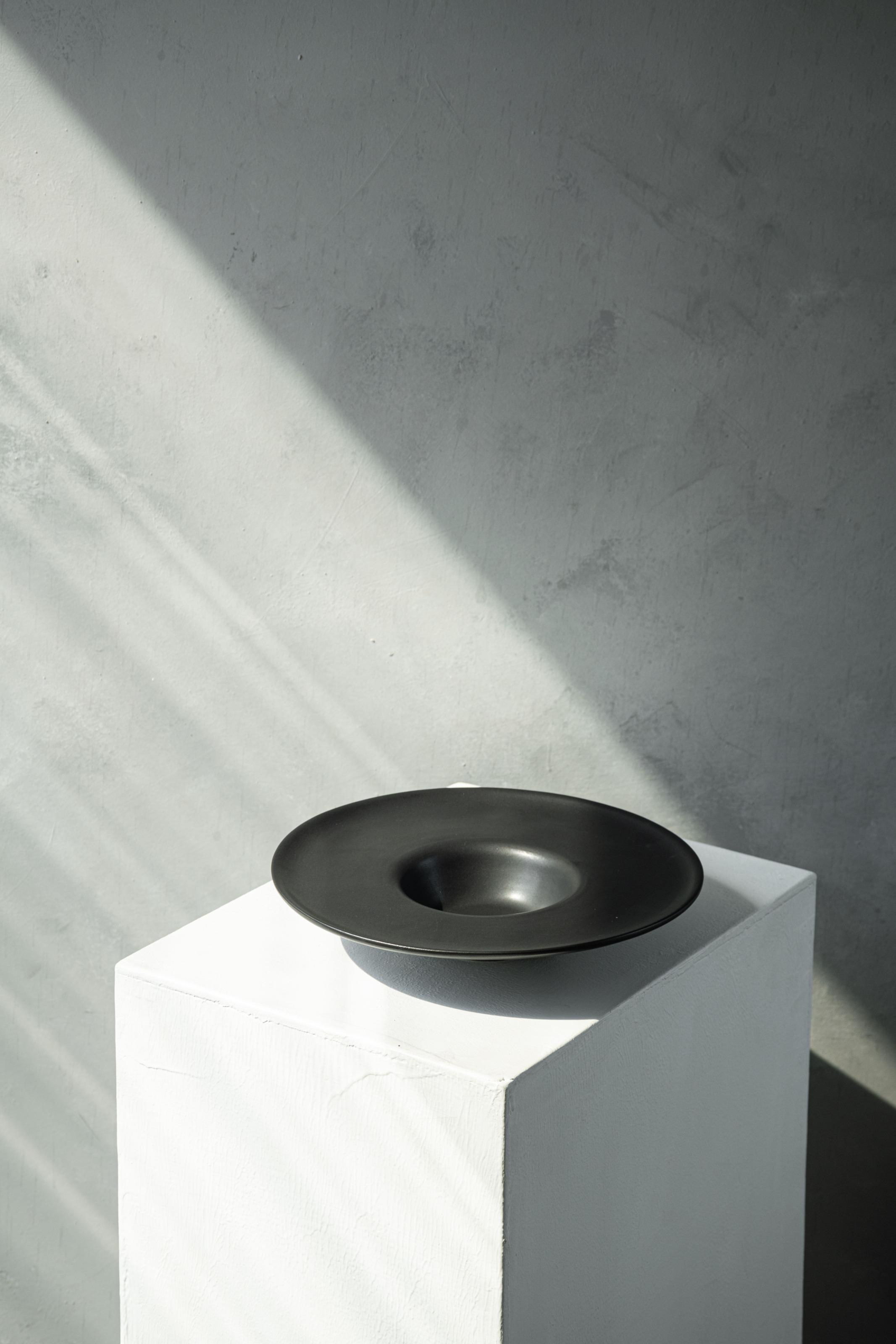 Тарілка для пасти Dovbysh Porcelain Win 29,5 см Чорний (100063) - фото 3