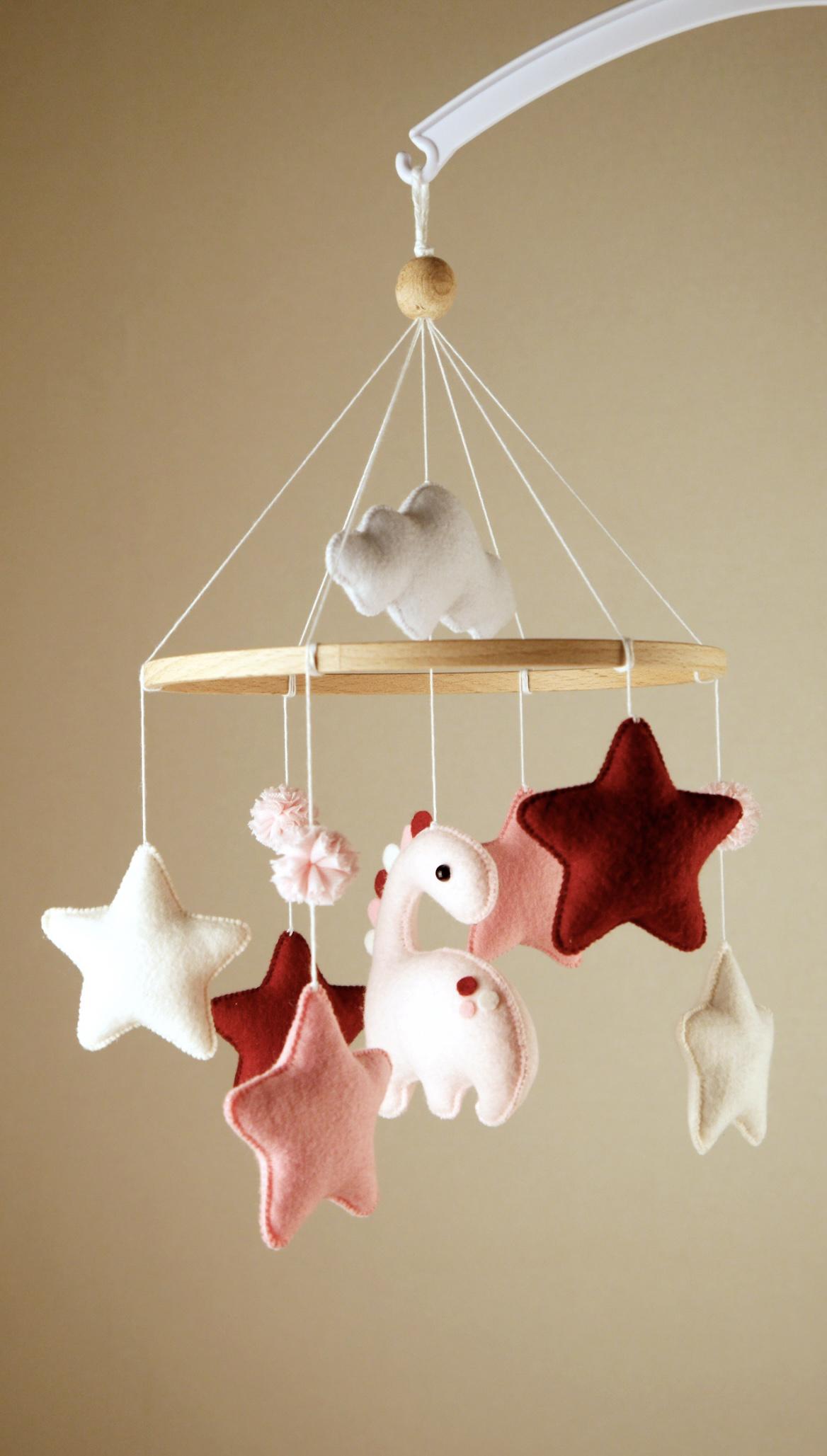 Мобіль в ліжечко Рожевий динозавр (32081208)