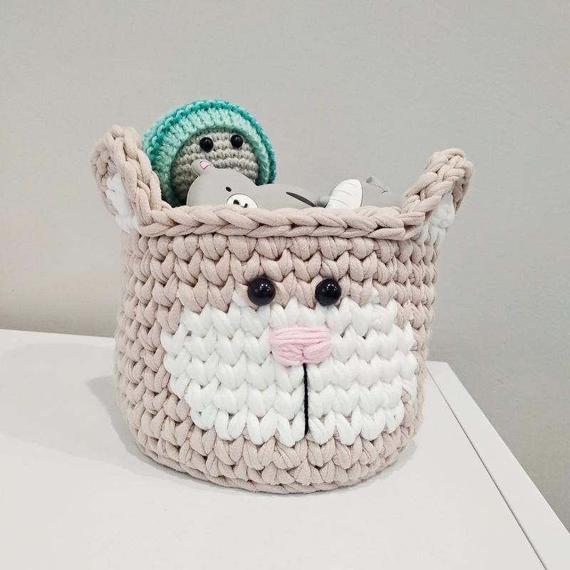 Вязаная корзина для игрушек ручной работы 12х11 см (23556-Нов)