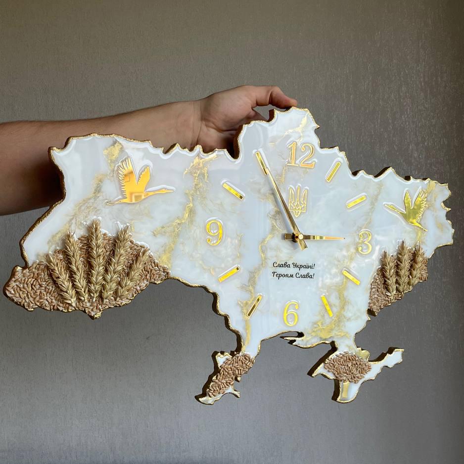 Годинник настінний з епоксидної смоли Карта України 60х38 см