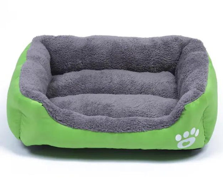 Лежанка-пуф для кошек и собак S 40х25 см Черный (3-18-540669632012/44)