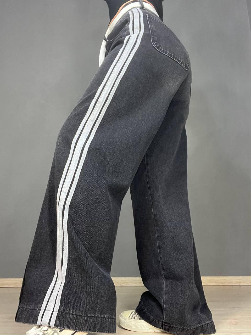 Джинси жіночі Vonnavi 414-240 палаццо з лампасами пояс резинка шнурок р. 27 Чорний (2561) - фото 4 Джинси жіночі Vonnavi 414-240 палаццо з лампасами пояс резинка шнурок р. 27 Чорний (2561) - фото 4