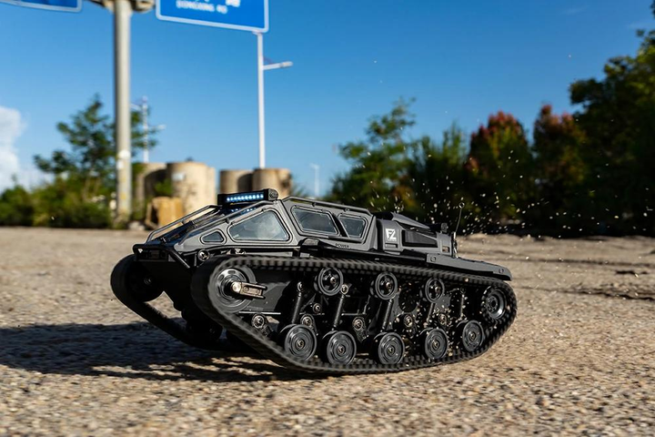 Машинка на радиоуправлении Гусеничный вездеход Ripsaw EV3-F4 Grey (d4c-f18-ygx) - фото 2 Машинка на радиоуправлении Гусеничный вездеход Ripsaw EV3-F4 Grey (d4c-f18-ygx) - фото 2