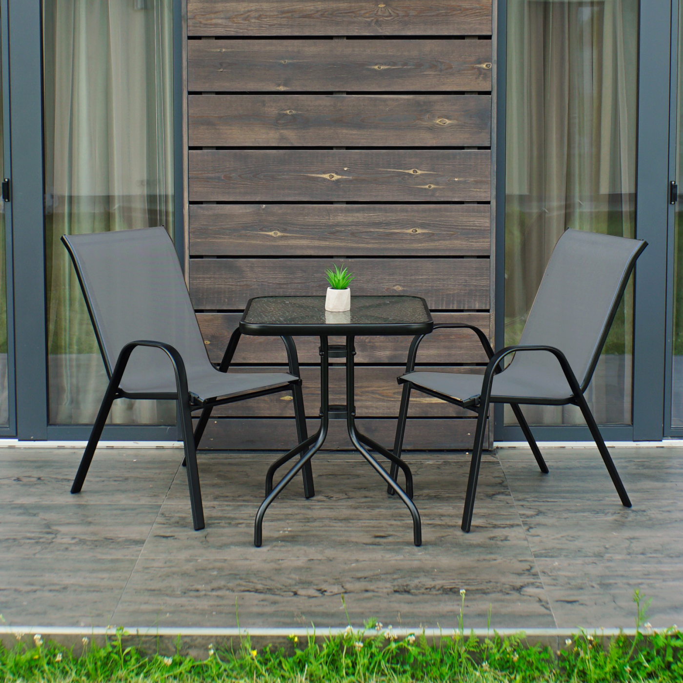 Комплект садовой мебели 4Points Grado-2 с квадратным столом и двумя стульями Серый